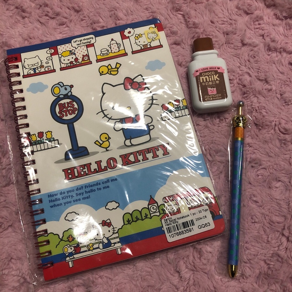 Hello kitty notebook set